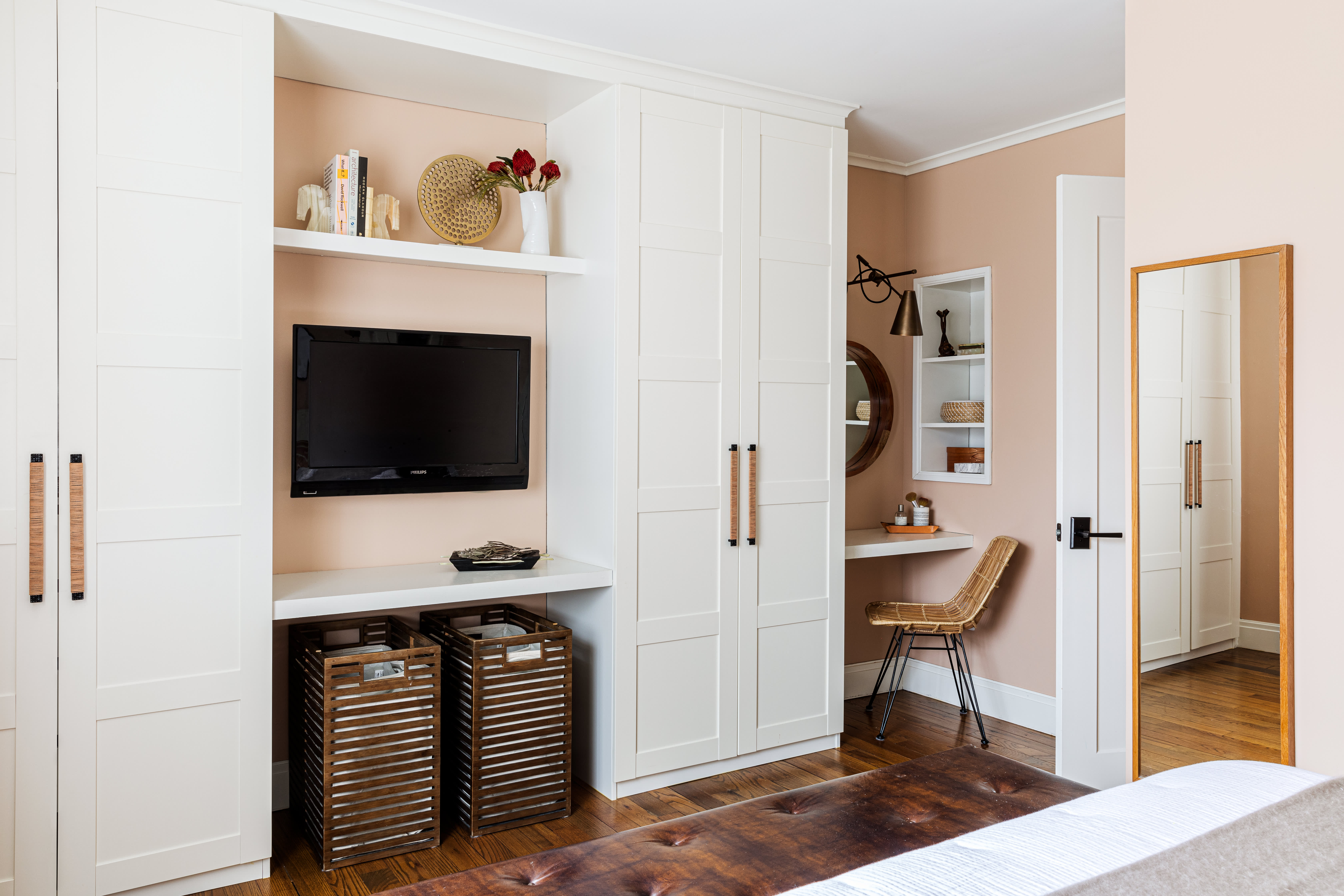 Ikea wardrobe with tv space discount